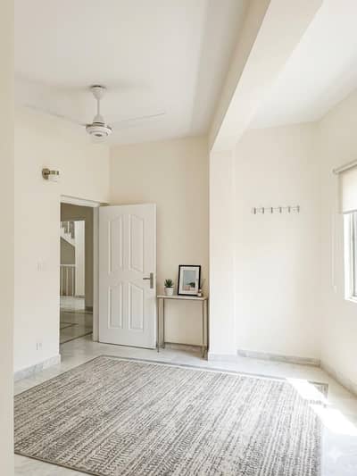 Family Appartment availble for rent with all facilities