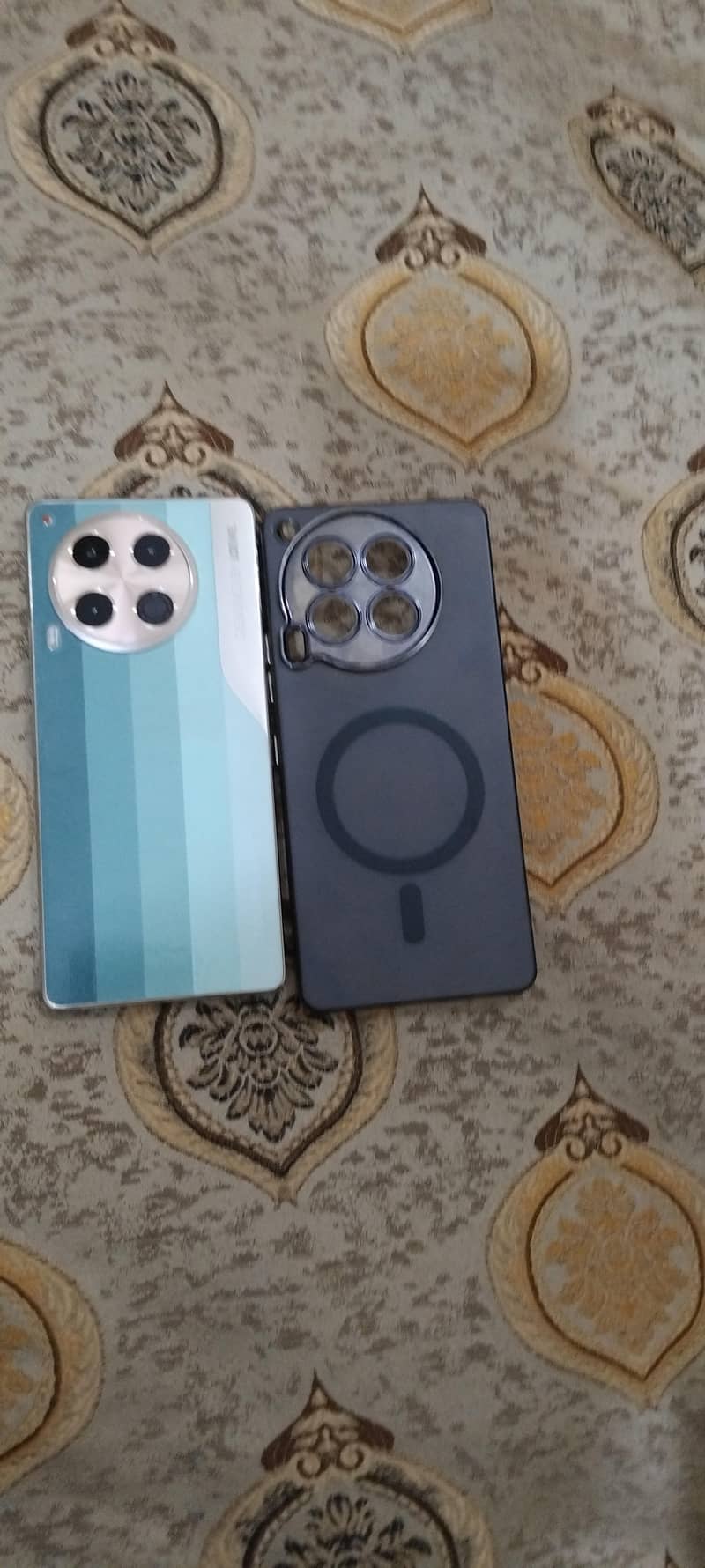 Tecno CAMON 30 8