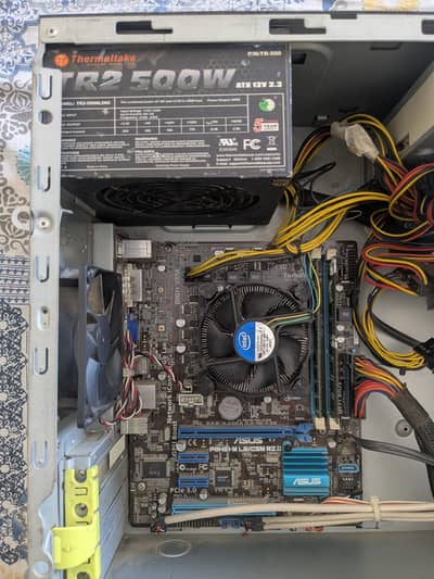 Intel i5 3570, 16 GB DDR3 1600 MHz Ram, 500 W PSU