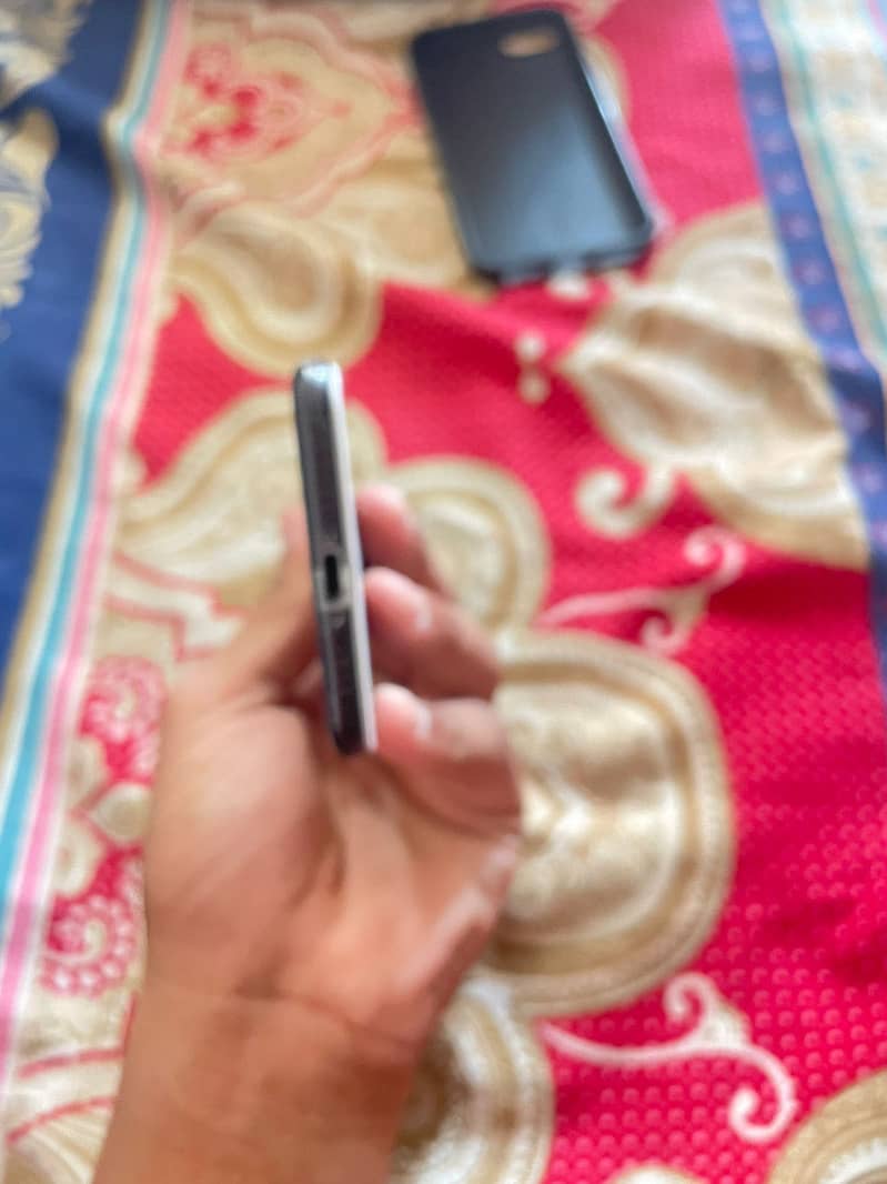 Apple iPhone 7 5