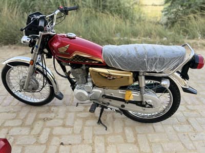 Honda 125 Salf Start gold edition