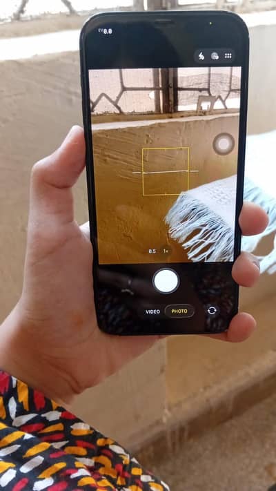 Apple iPhone 12