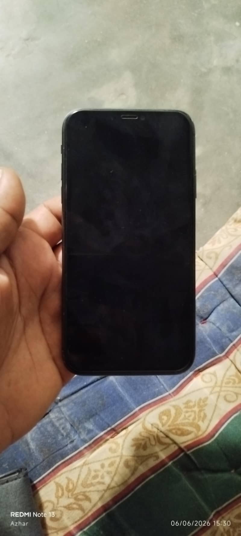Apple iPhone 11 0