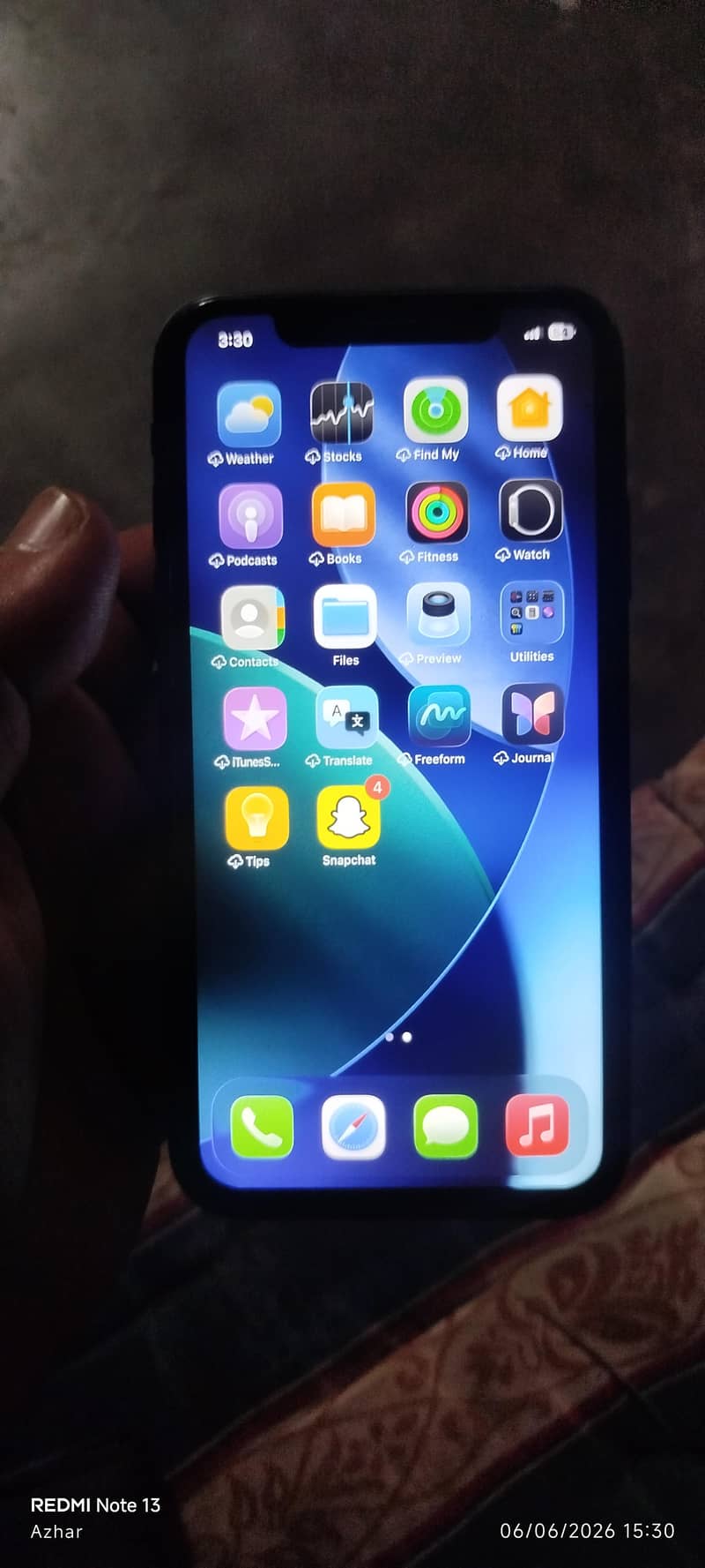 Apple iPhone 11 3