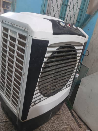 aircoolar jumbo size bilkul ok hai whatapps or contact 03184751105