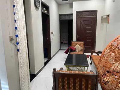 800 Square Feet 2 Bed Lounge