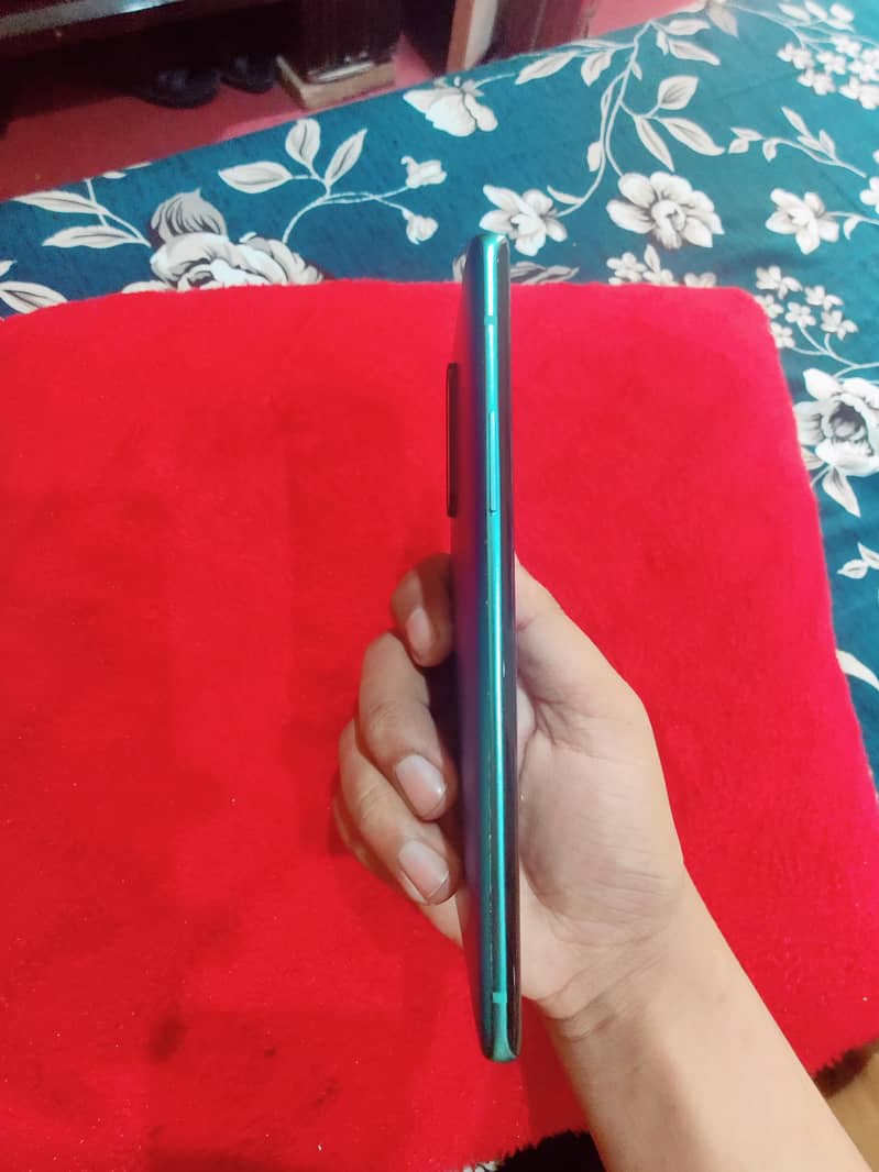 One Plus 8 Pro 4