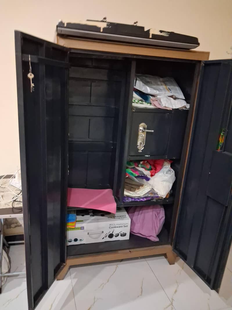 cupboard 1