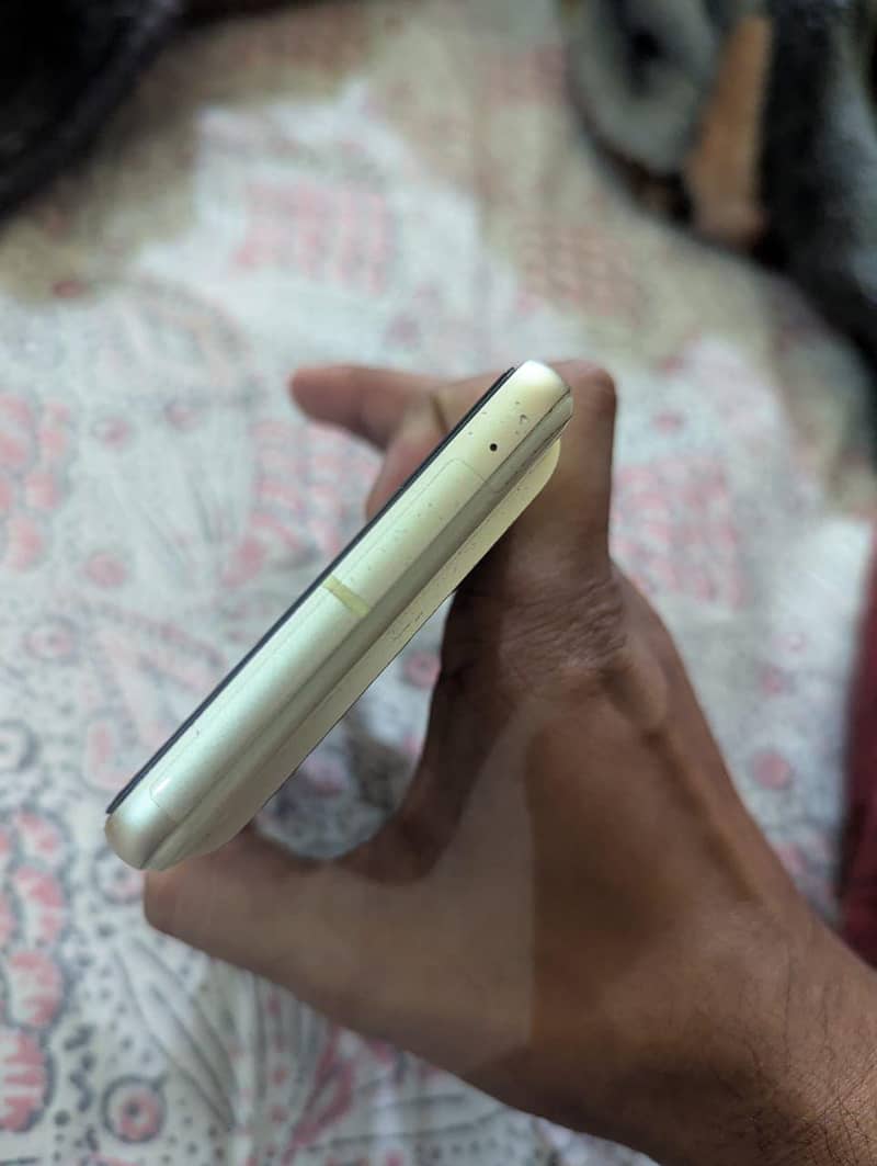 Google Pixel 7 3
