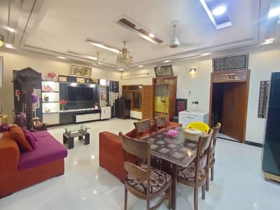 Gulshan Iqbal block 10A Toyota ki back side  240 square yards  3 Bed DD  Tiles flooring  Demand 1 Lac  *Code(16529)*