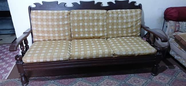 SOFA SET SALE
