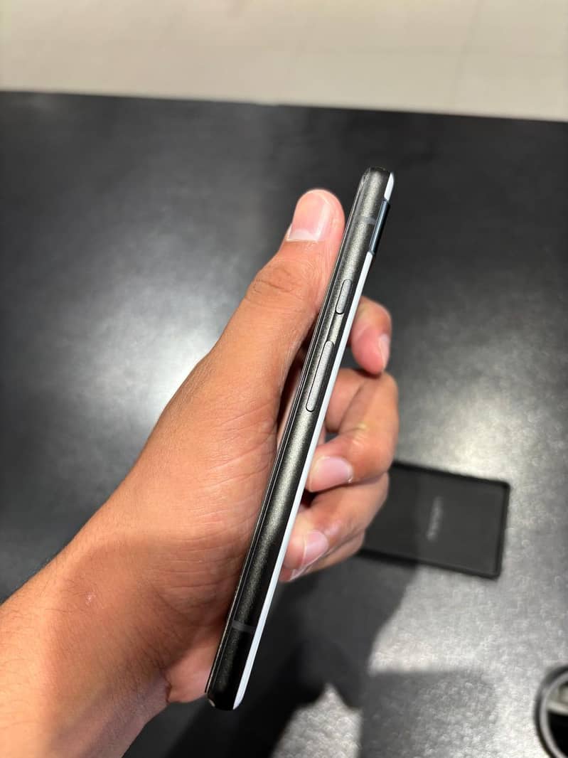 Google Pixel 6a 4