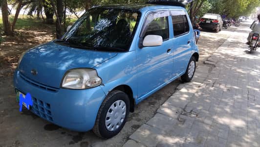 Daihatsu Esse 2011