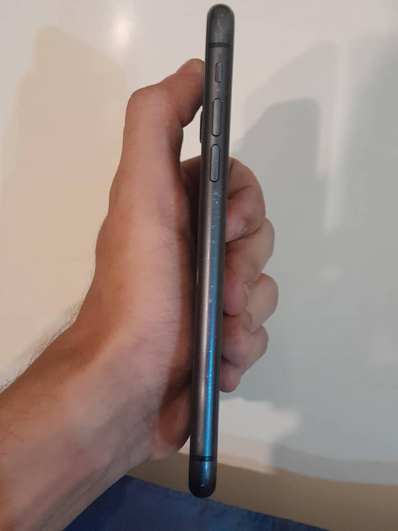 Apple iPhone 11 1