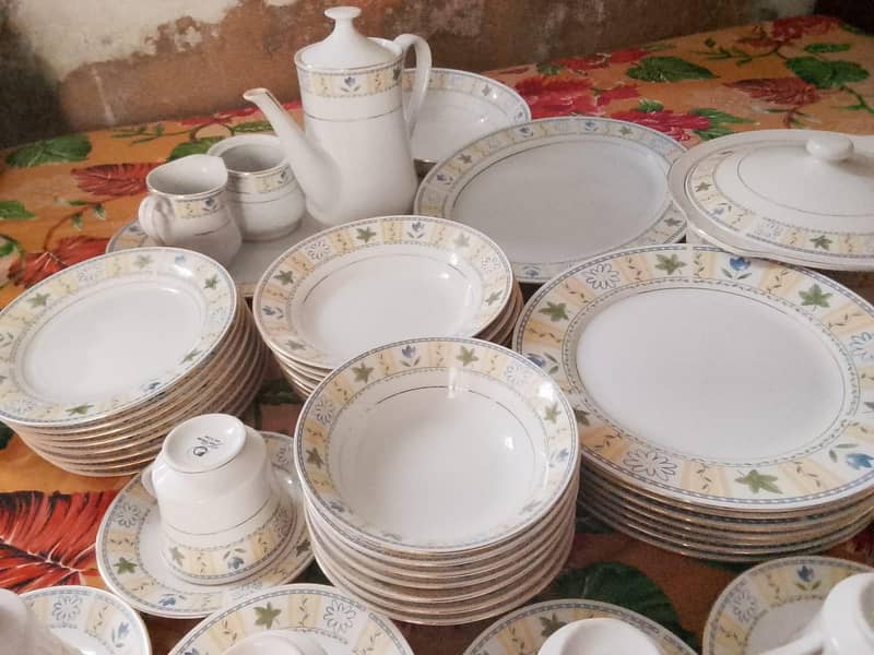 Dinner set 0
