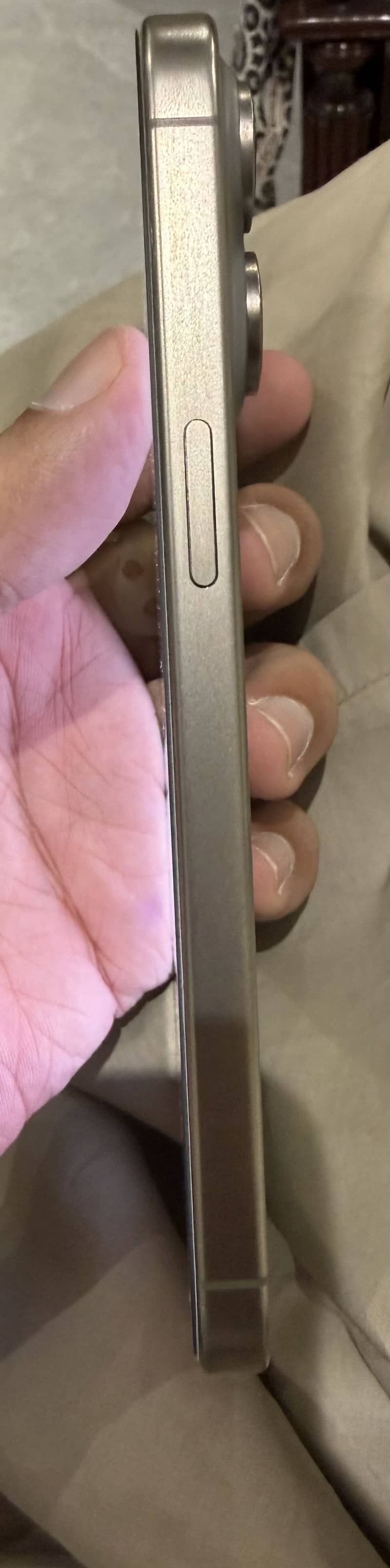Apple iPhone 15 Pro Max 4