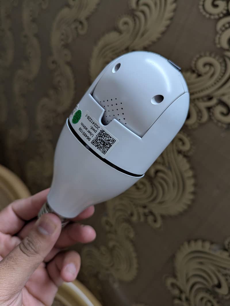 Wifi E27 Bulb Camera 1