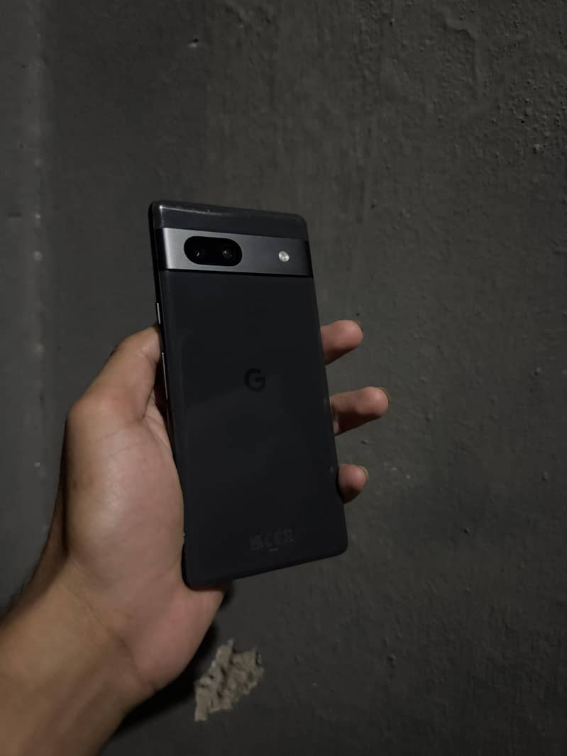 Google Pixel 7a 4
