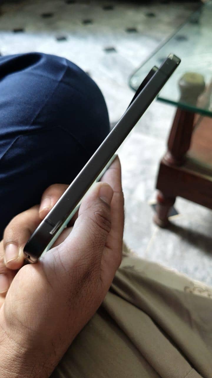 google pixel 9 exchange able 2