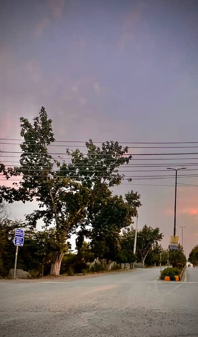 1 Kanal plot available for sale in regi model town (RMT) Zone 4