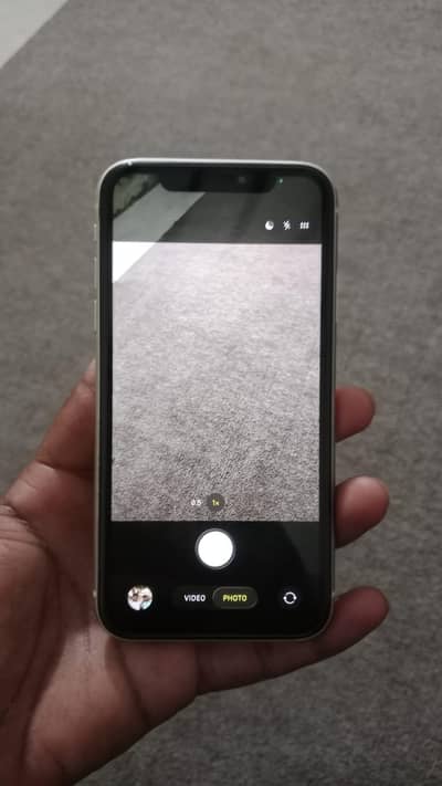 I phone 11pro max for sale  10/10 condition