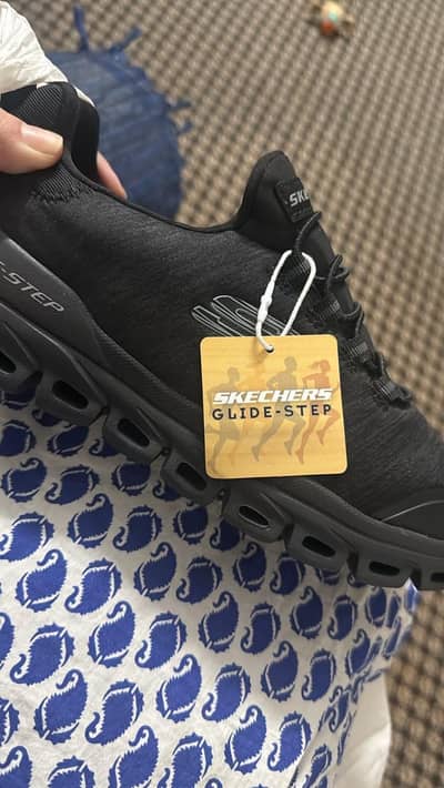 Skechers Glide-Step Ryla Shoes