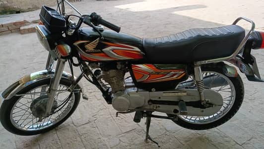 * Honda CG 125 2021 – Excellent Condition | Urgent Sale *