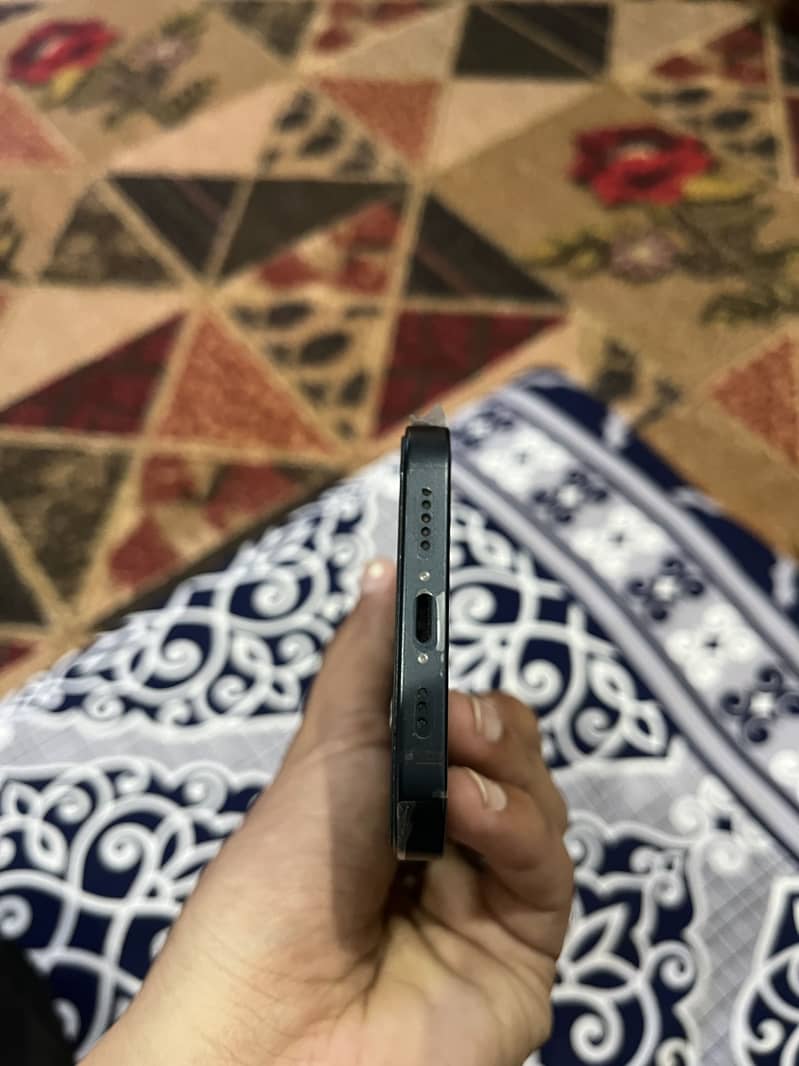 Iphone 13 3