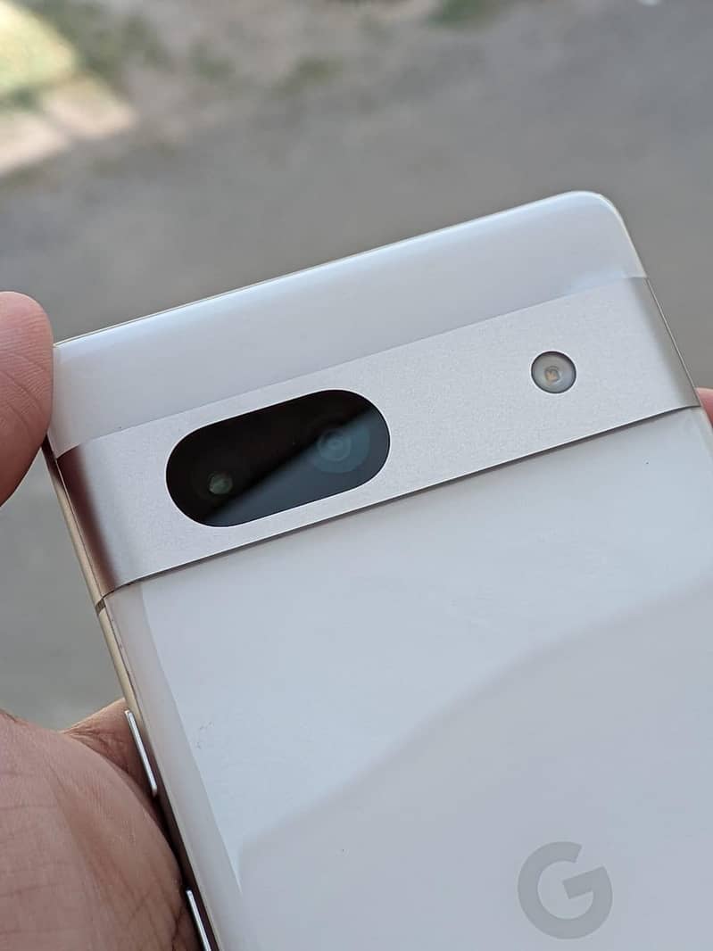 Google Pixel 7a 5