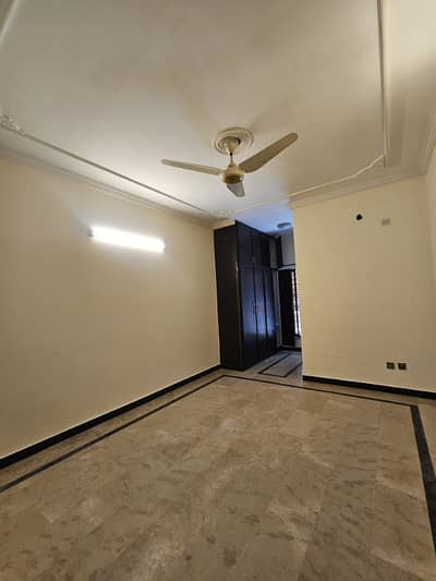 E-11-4 Ground portion 2bed available for rent