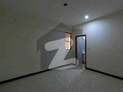 600 Yards Bungalow In Block 11 F B Area