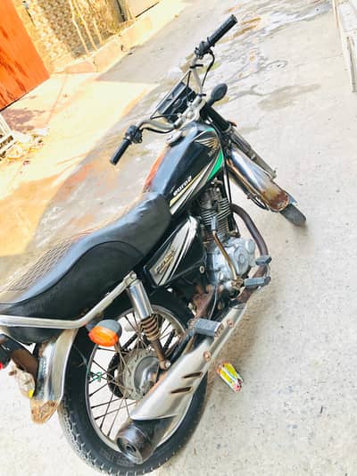 Honda 125 03. . 10. . 70.48. . 515. . watssapp only