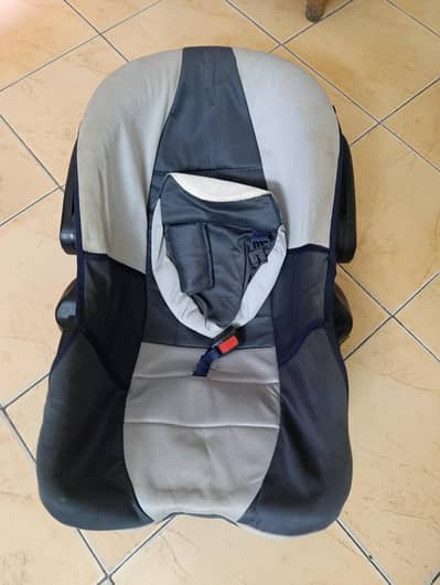 Baby car seat