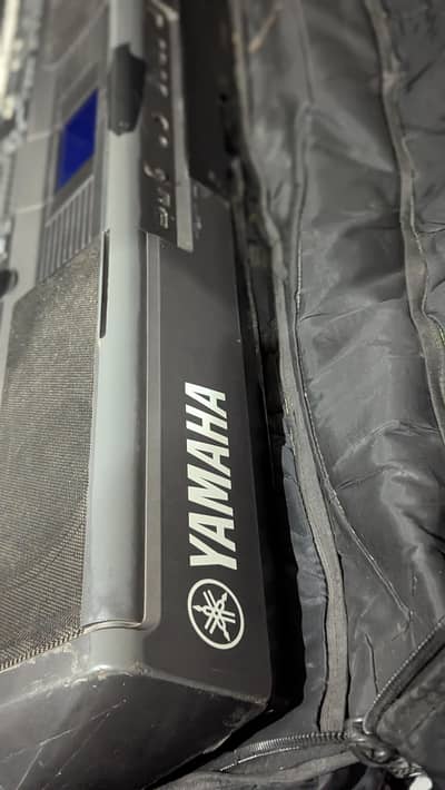 yamaha s 670 Indian styles professional keyboard