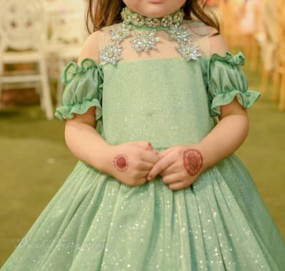 baby girl long tail frock