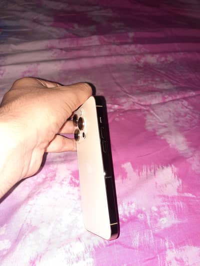 Apple iPhone 14 Pro