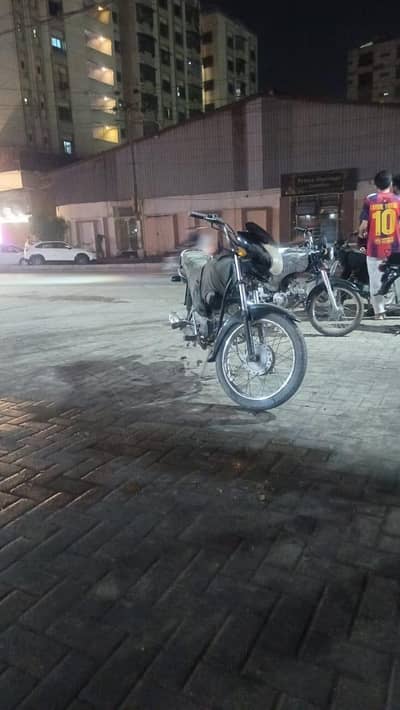 Honda 100 bike