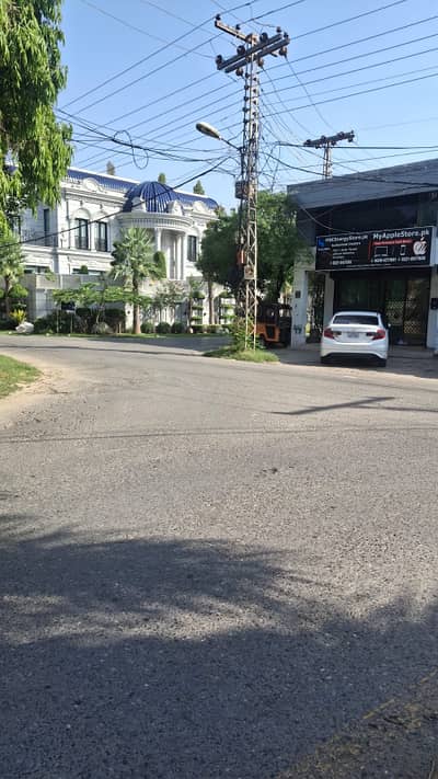 Hot Add: 3 Marla Corner Shop for Sale in DHA Phase 1 Block B