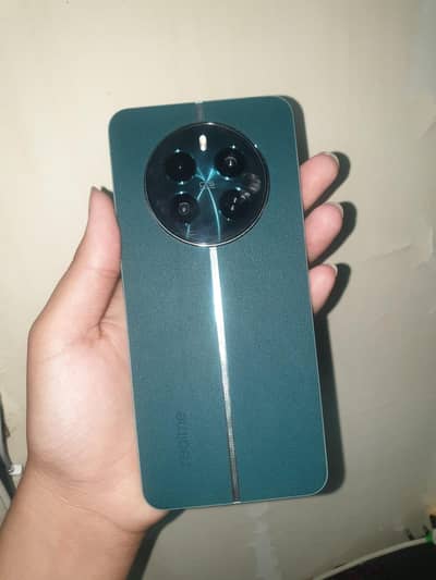 Realme 12 Plus