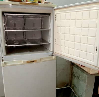 REFRIGERATOR SNOWCAP FOR SALE