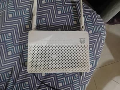 Huawei EchoLife EG8247H5 GPON Fiber Router/ONT