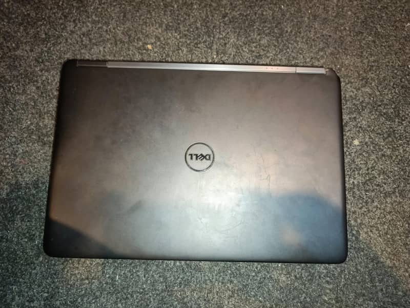 Dell Latitude E7250 1