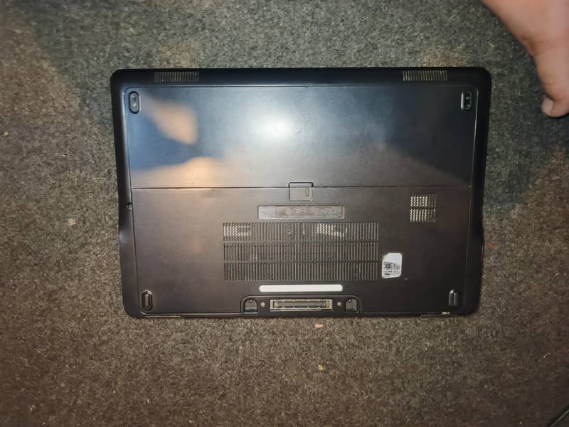 Dell Latitude E7250 2