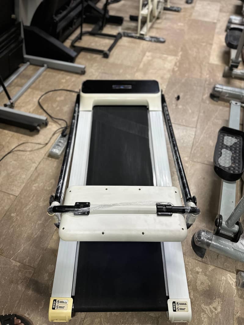 Exercise ( foldable walking pad) 0