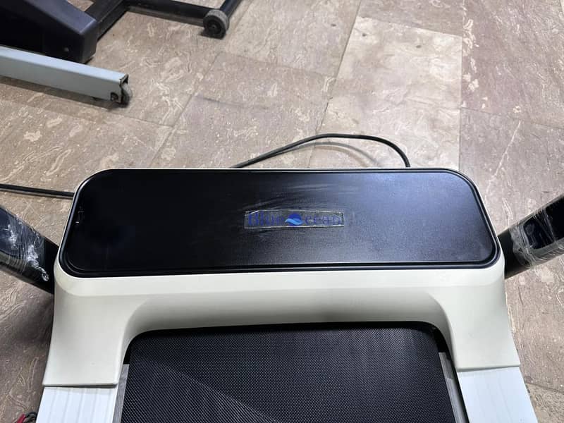 Exercise ( foldable walking pad) 4