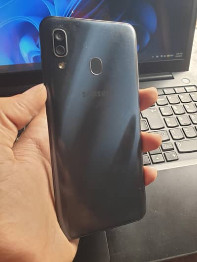 Samsung Mobile A30 official pta