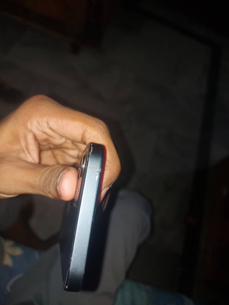 Apple iPhone 12 7