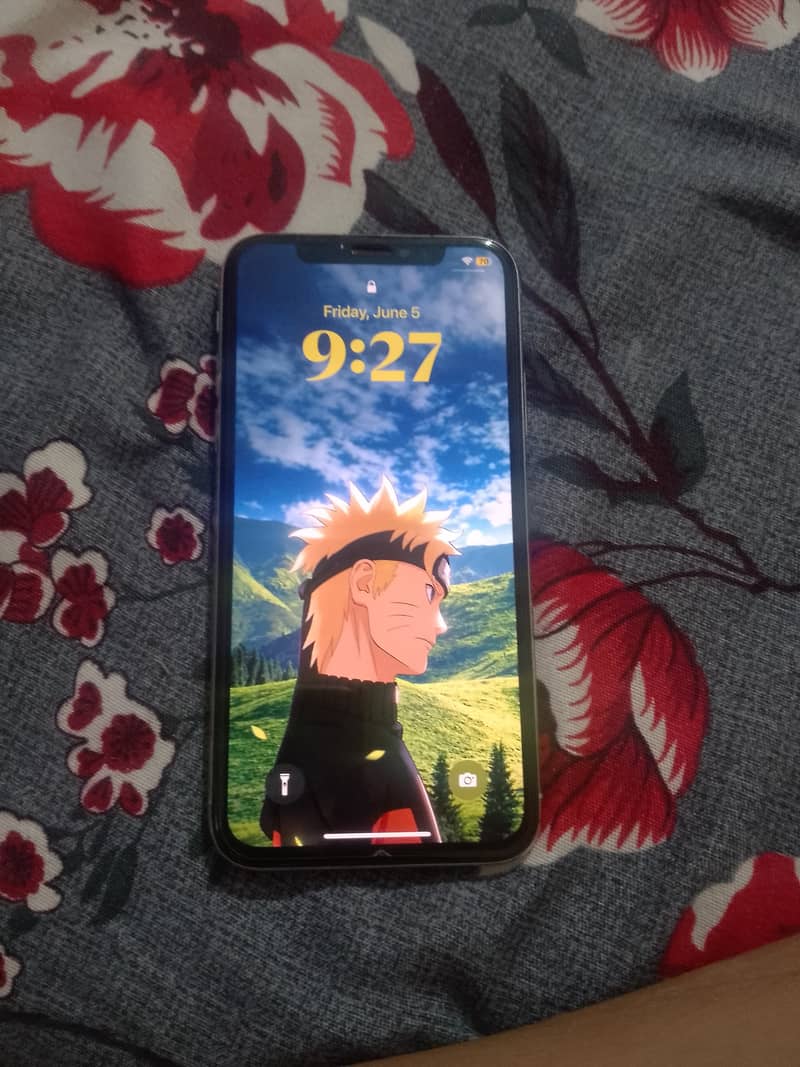 Apple iPhone X 3
