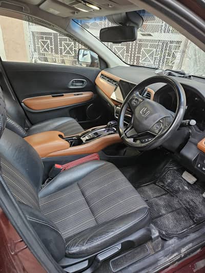 Honda Vezel Z -2015
