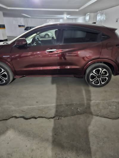 Honda Vezel Z -2022 registered, 2020 import ,2015 model